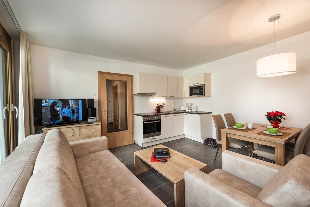 One-Bedroom Apartment,213101723:JPEG