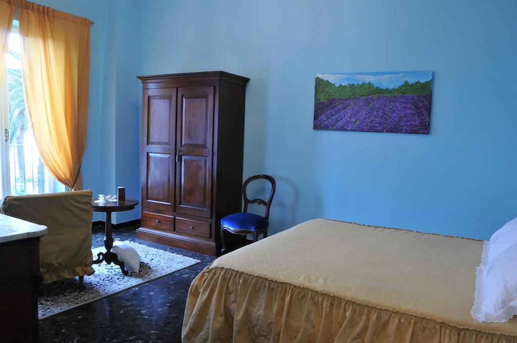 Deluxe Room,236693249:JPEG