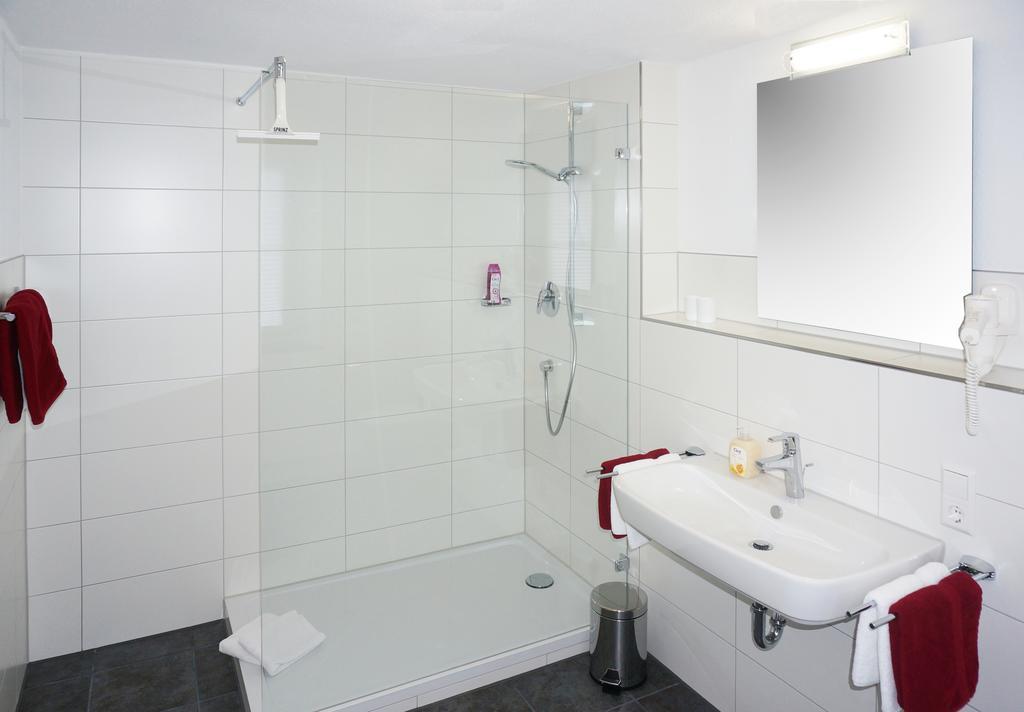 Triple Room,239897881:JPEG
