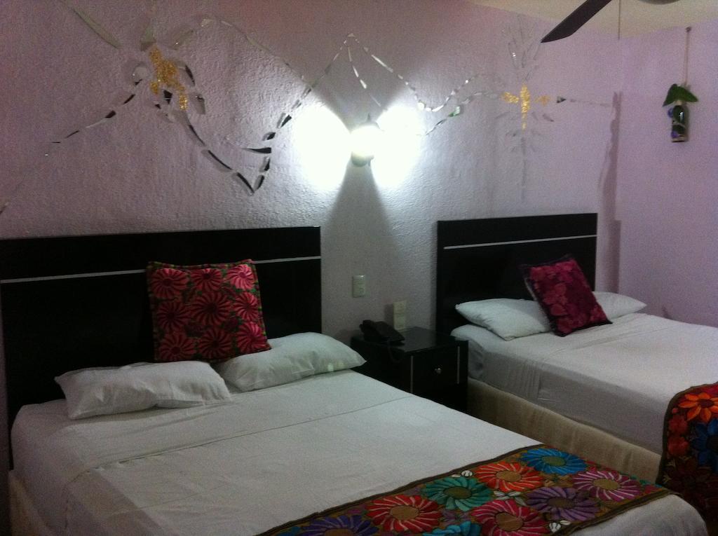 Double or Twin Room Garden View