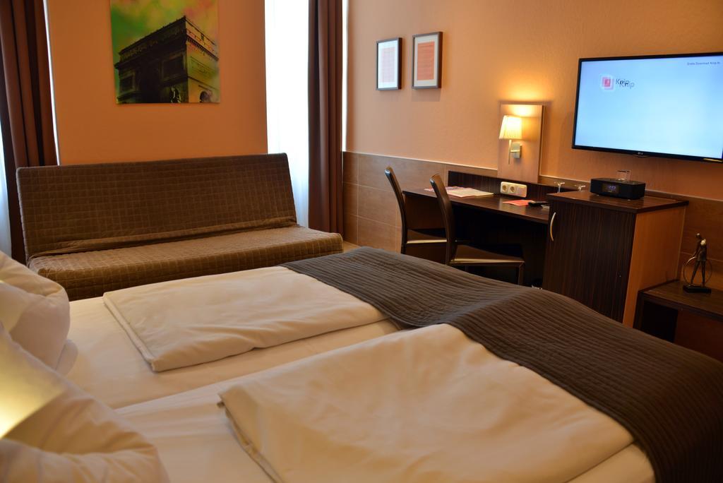 Business Single Room
