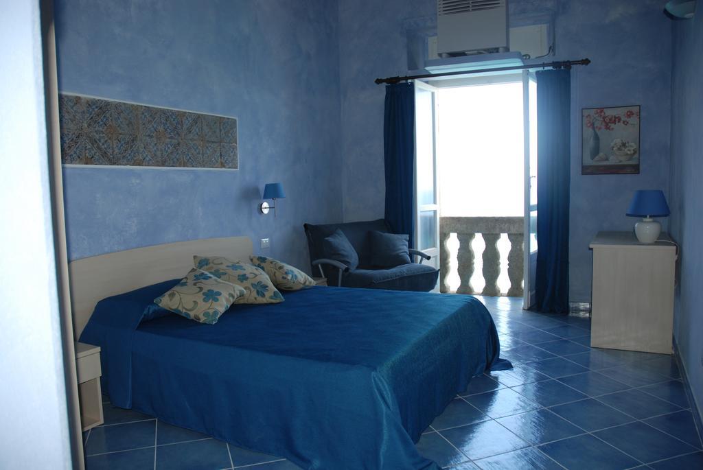 Doppelzimmer mit Meerblick