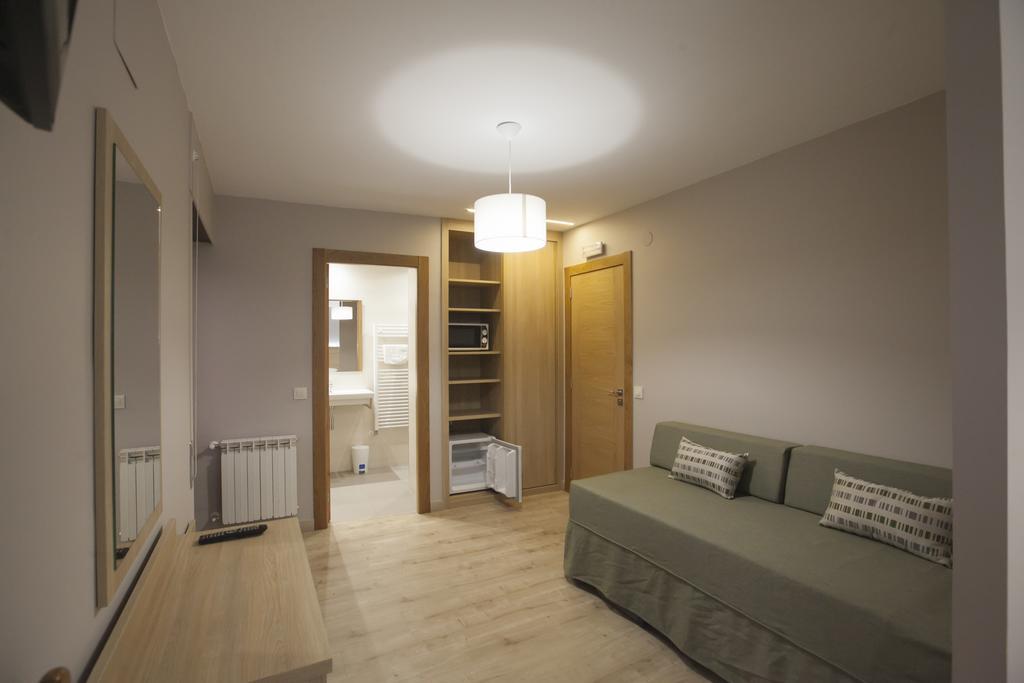Quadruple Room with Private Bathroom,263559429:JPEG