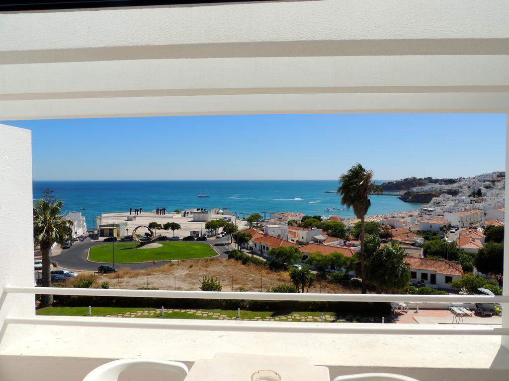 One-Bedroom Apartment with Frontal Sea View,1201154770:JPEG
