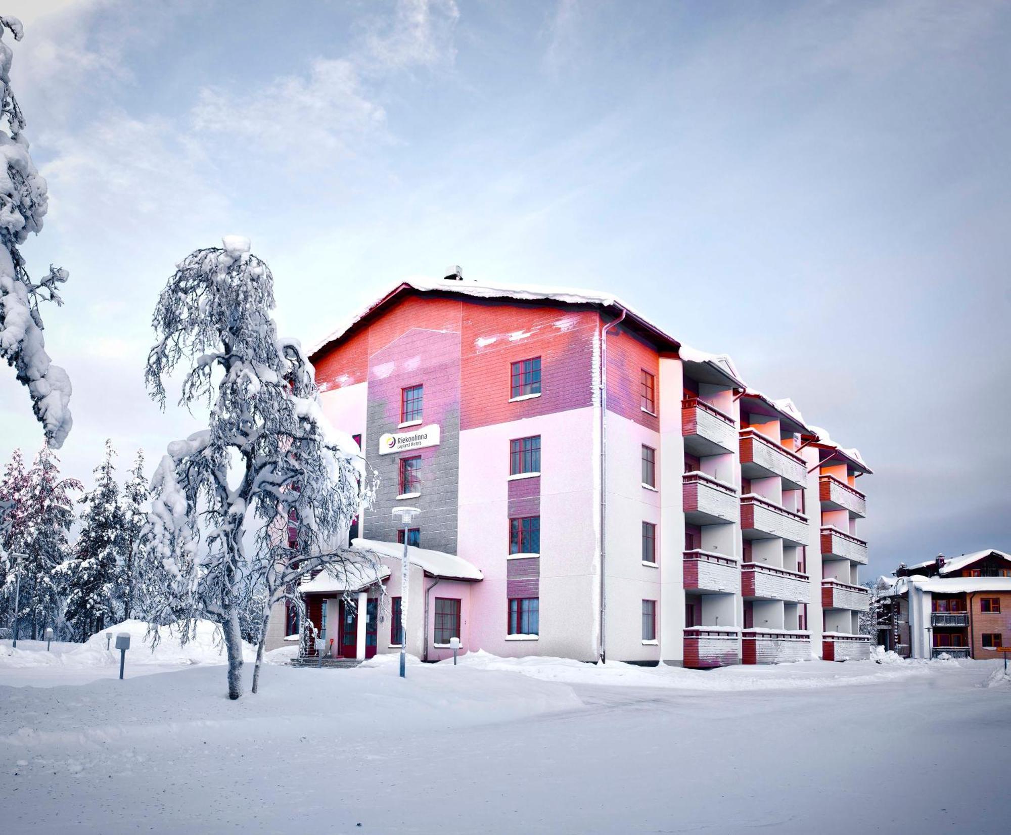 One-Bedroom Apartment with Sauna