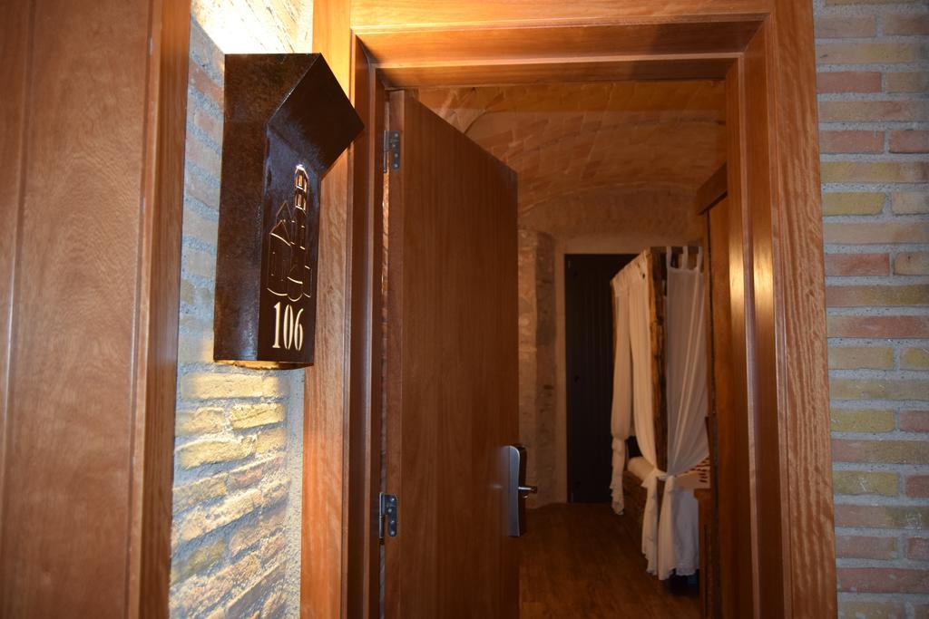 Romantic Room