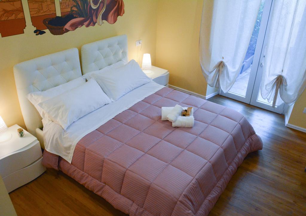 Double Room Terrace 3
