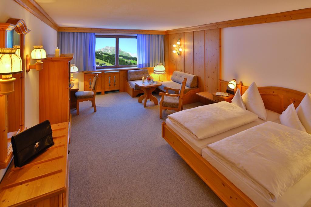 Double Room,21993480:JPEG