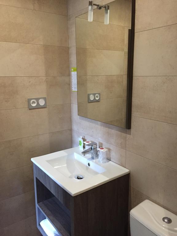 Chambre Double avec Douche