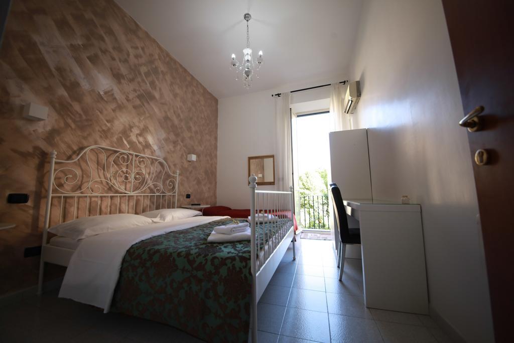 Habitación Triple con balcón