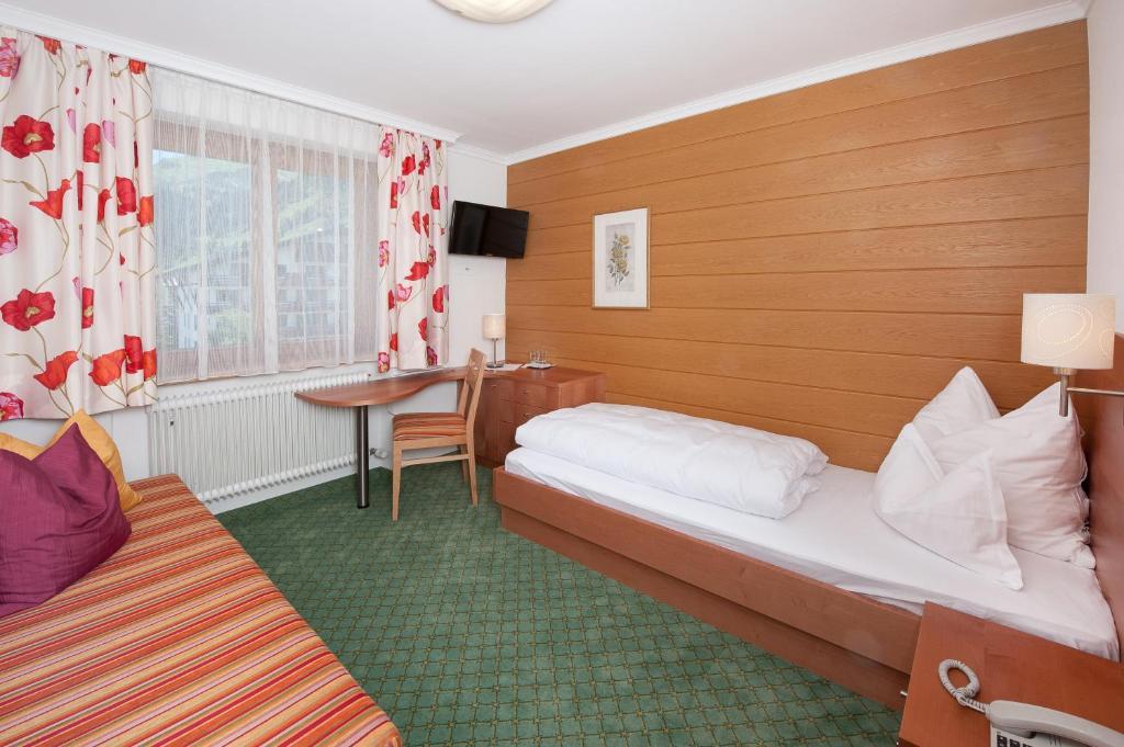 Single Room,40203520:JPEG