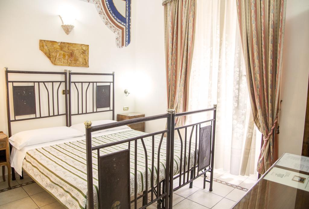 Standard Double Room,462510210:JPEG