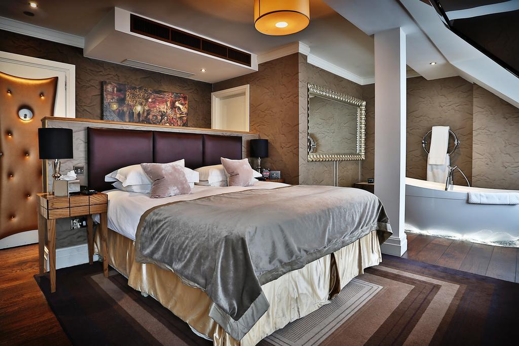 Suite con cama extragrande
