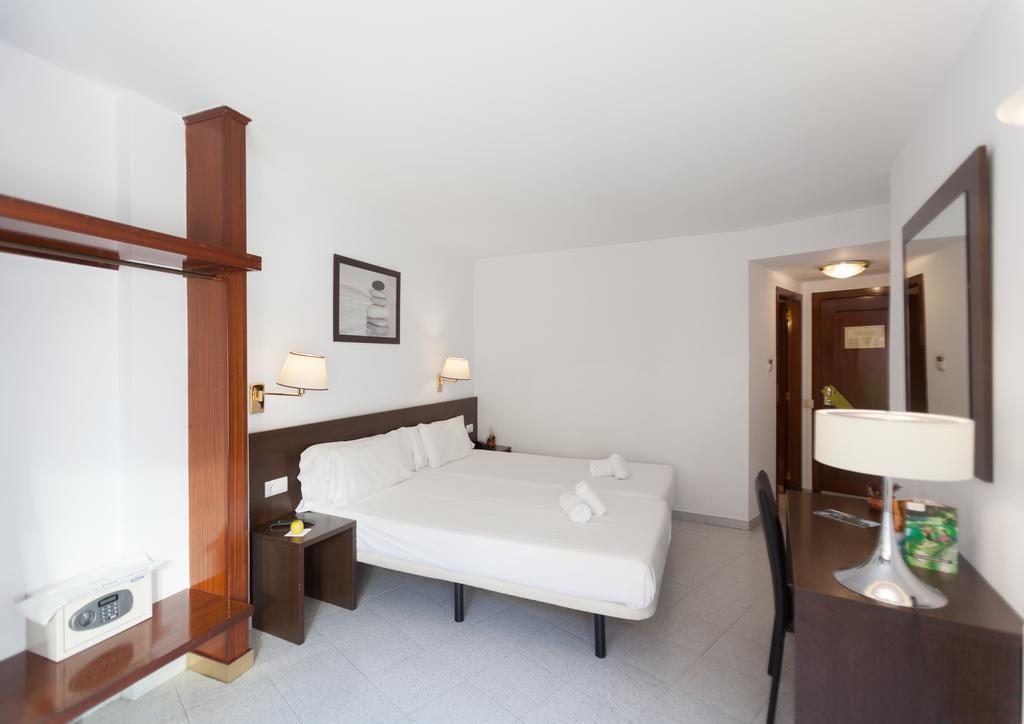 Twin Room with Terrace,422458509:JPEG