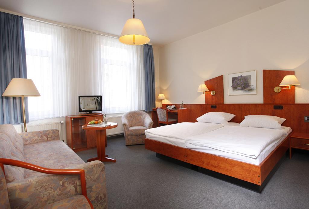 Double Room,424884762:JPEG