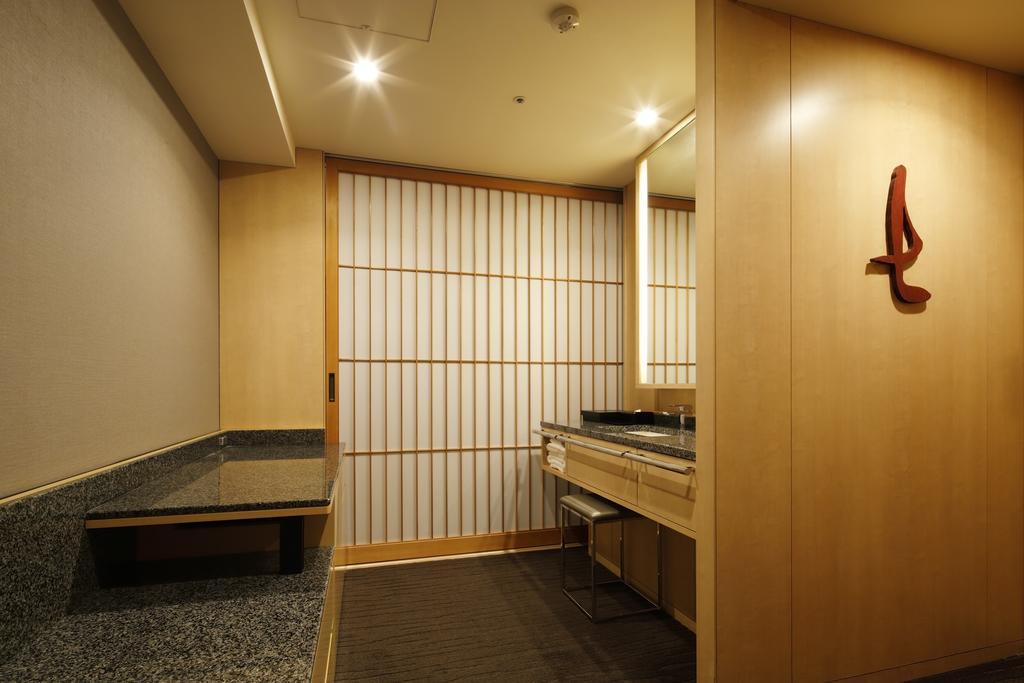 Quarto VIP Deluxe Hollywood com 2 Camas de Solteiro - Não Fumantes