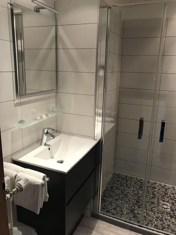 Tweepersoonskamer met 2 Aparte Bedden