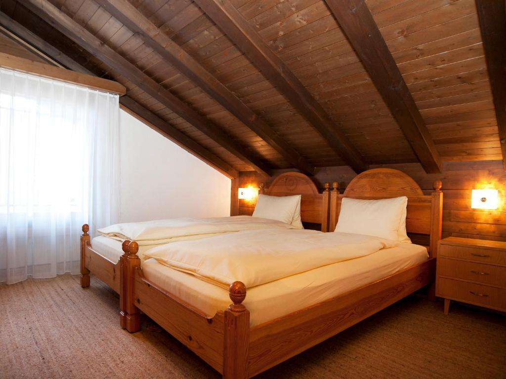 Familienzimmer (2 Erwachsene + 2 Kinder)