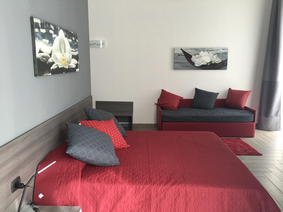 Triple Room,506716338:JPEG