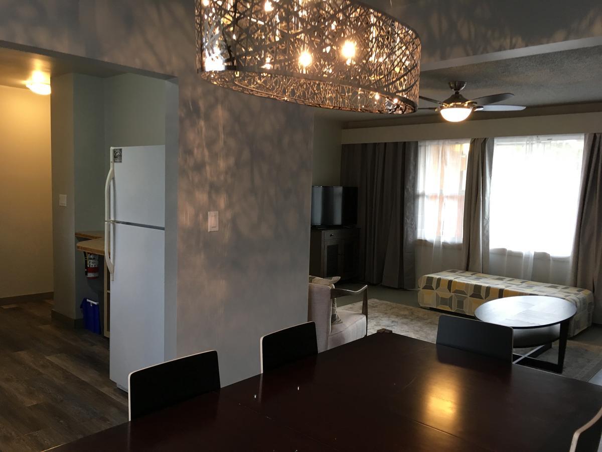 Two-Bedroom Suite with Kitchen