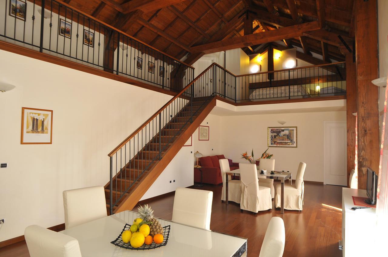 Triple Room Split Level
