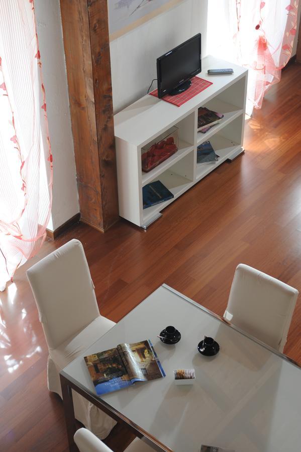 Triple Room Split Level