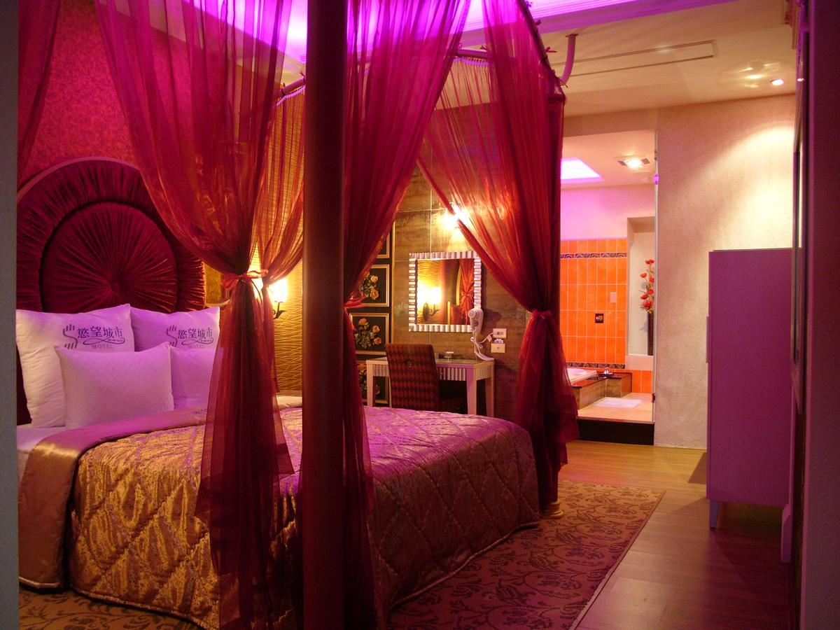 King Room with Spa Bath