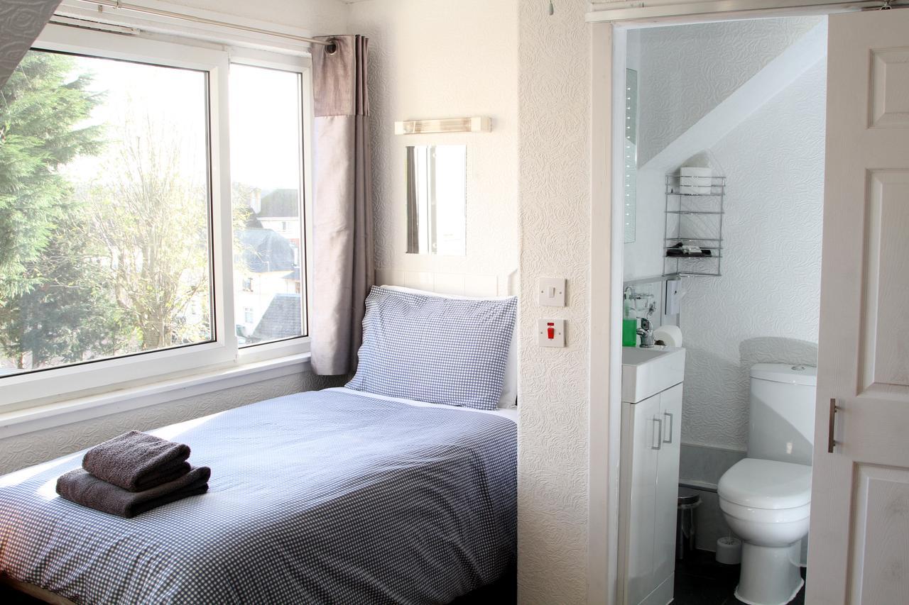 Single Room with Bathroom