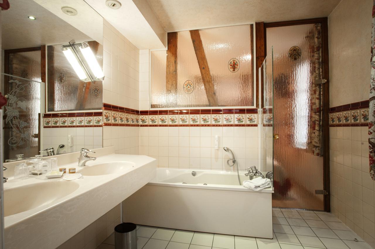 Suite mit Balneo-Badewanne oder Dusche