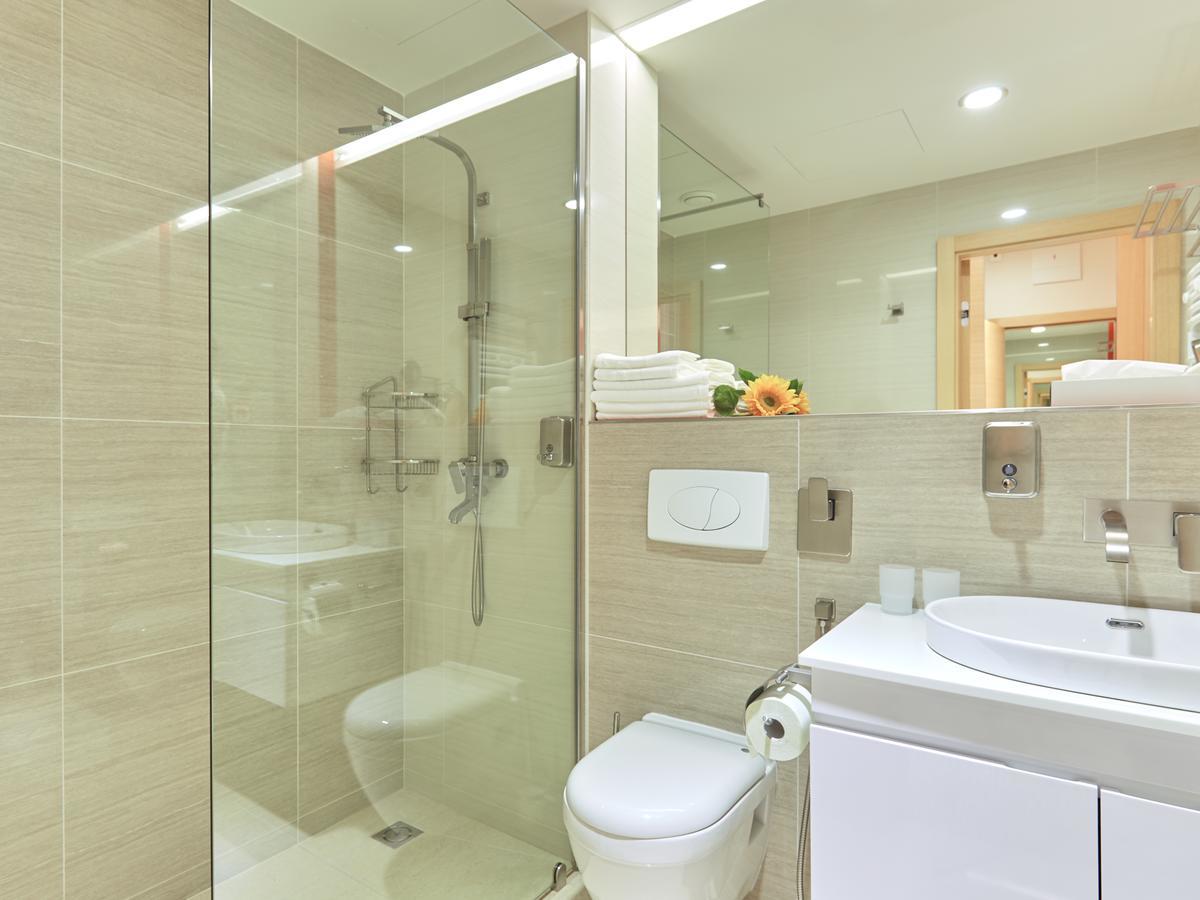 Double Room with Balcony and Wellness Access