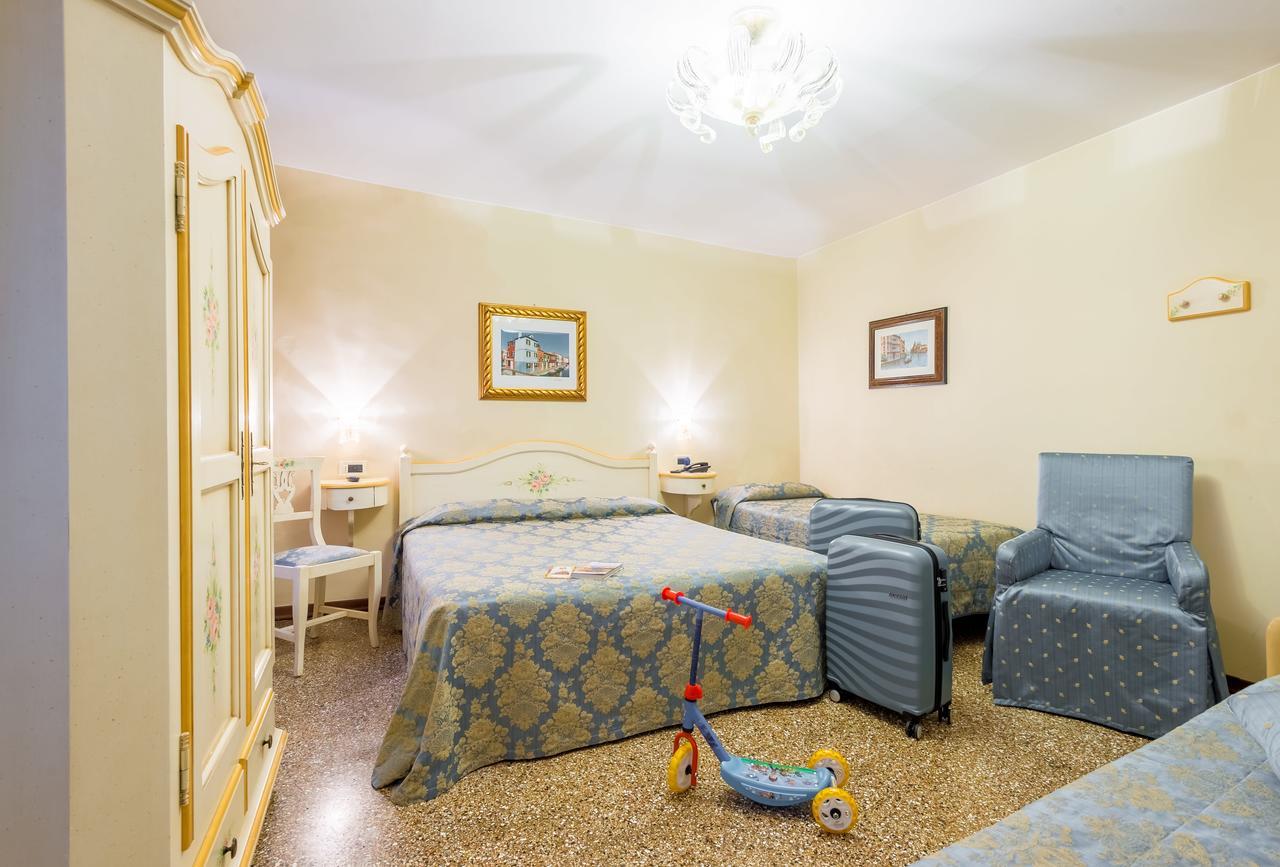 Superior Double Room Canal View
