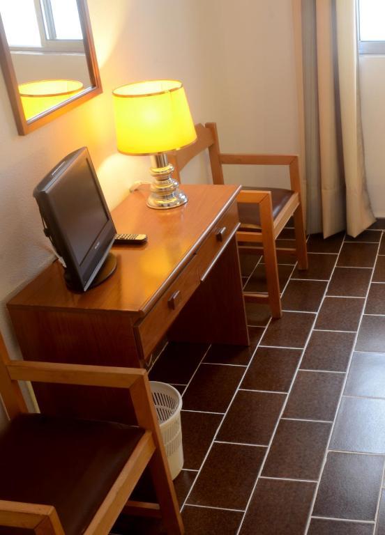 Standaard Tweepersoonskamer - 1 Tweepersoonsbed of 2 Aparte Bedden - Gratis Parkeren