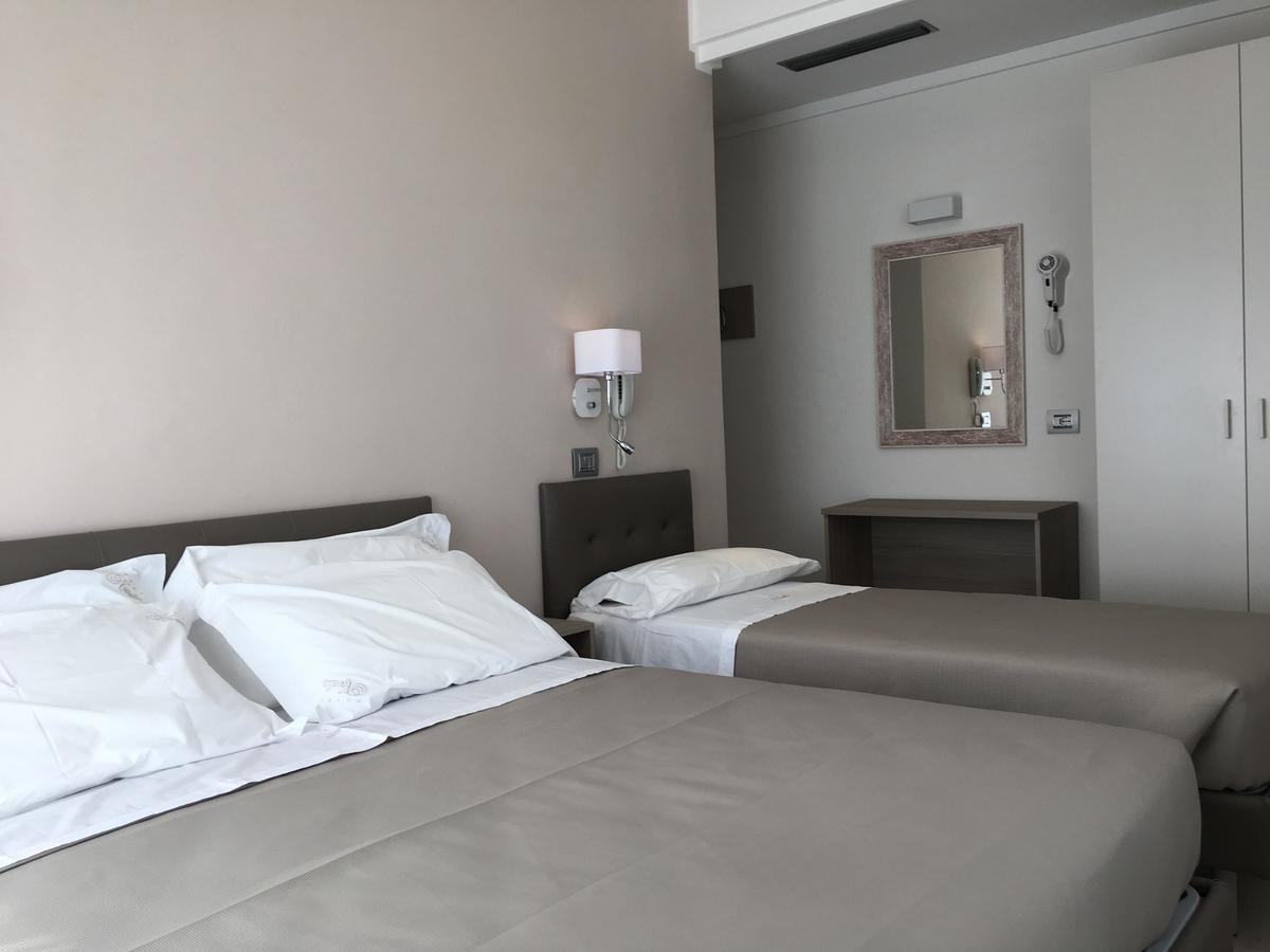 Dreibettzimmer