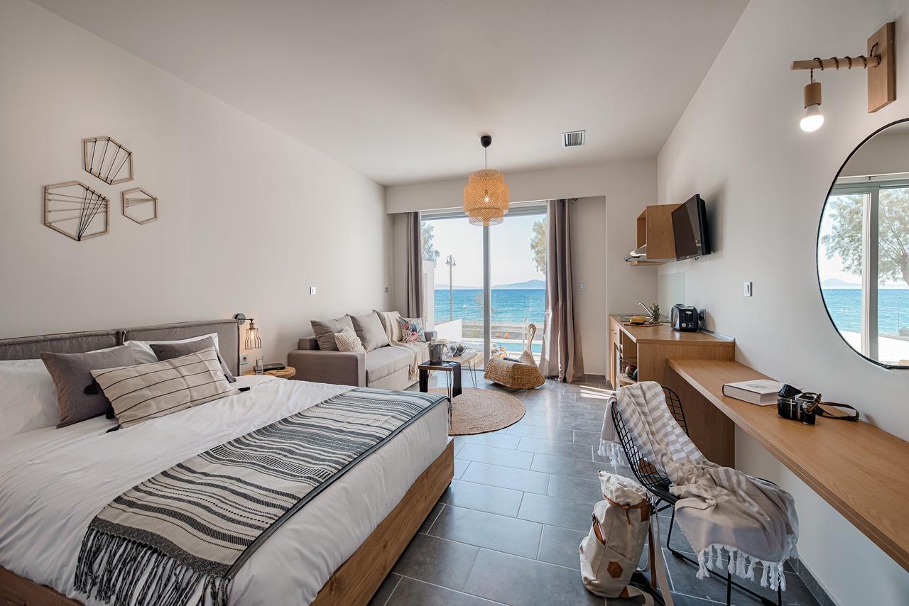 Premier Suite mit eigenem Pool - Meerseite