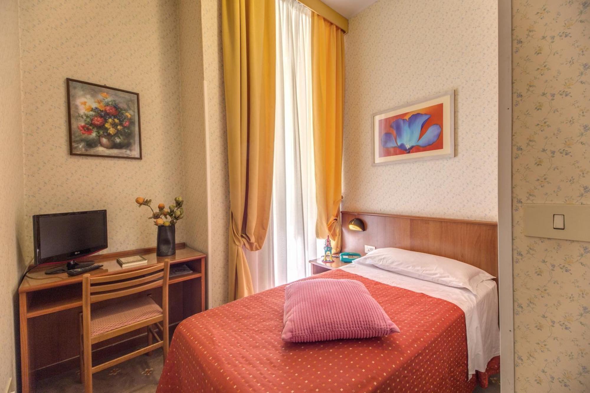 Economy Single Room