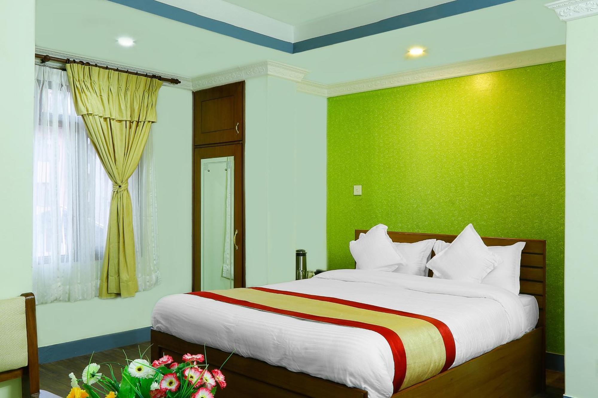 Standard Single Room,1223861587:JPEG