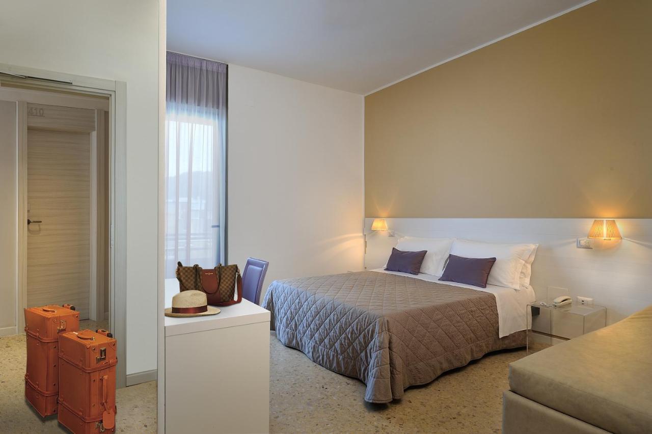 Habitación Doble con cama supletoria