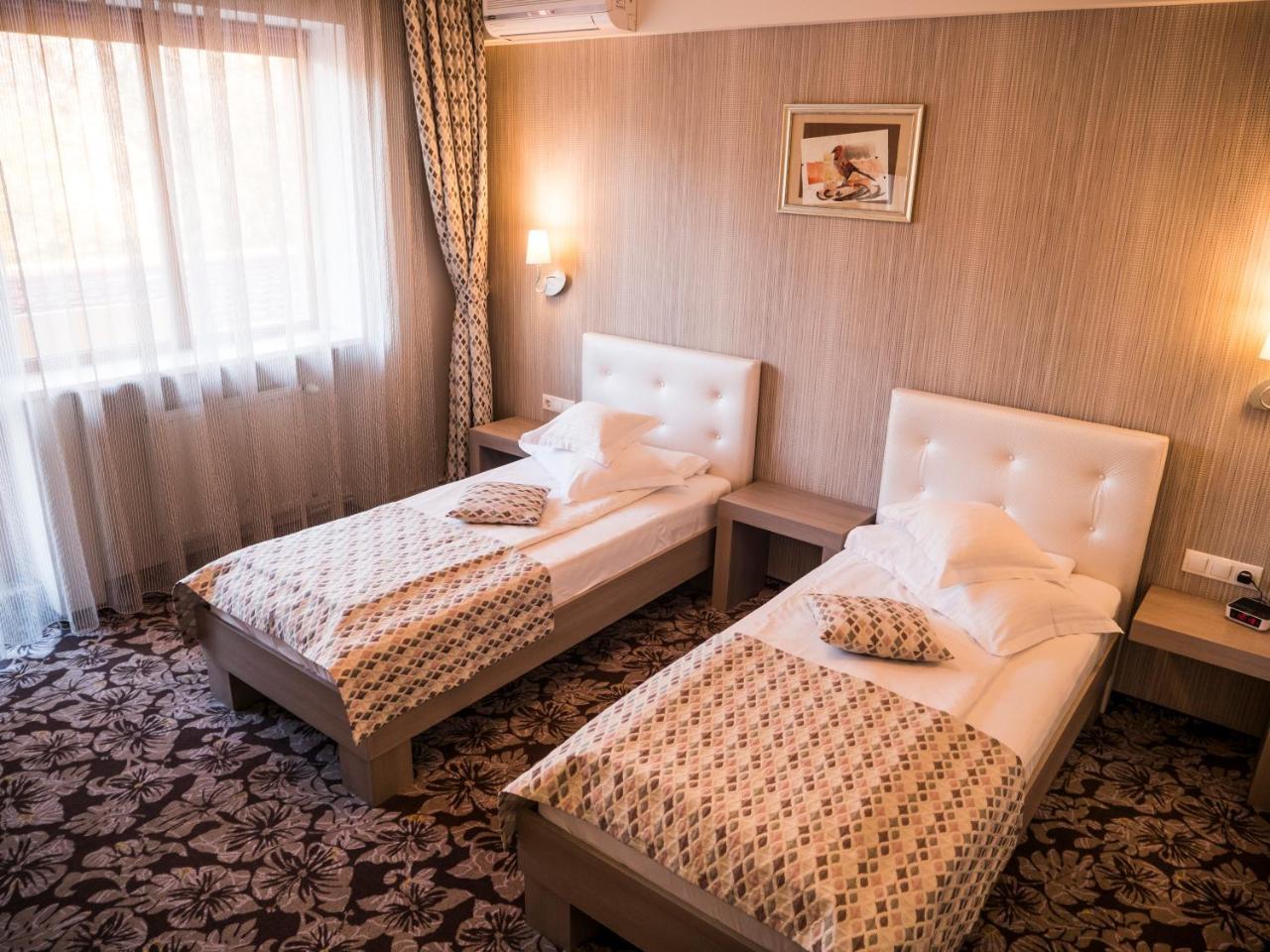 Comfort Twin Room