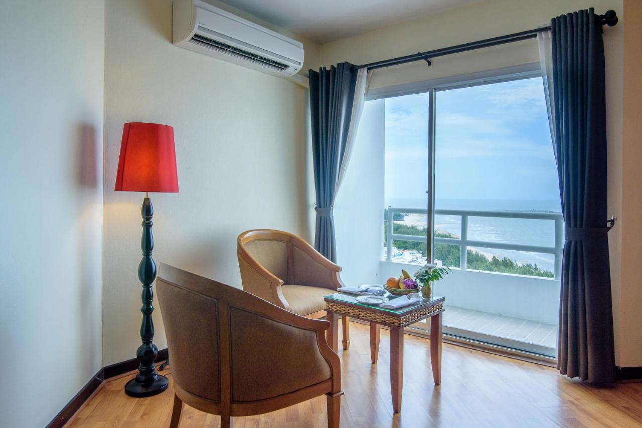 Premier Suite Golden Two view