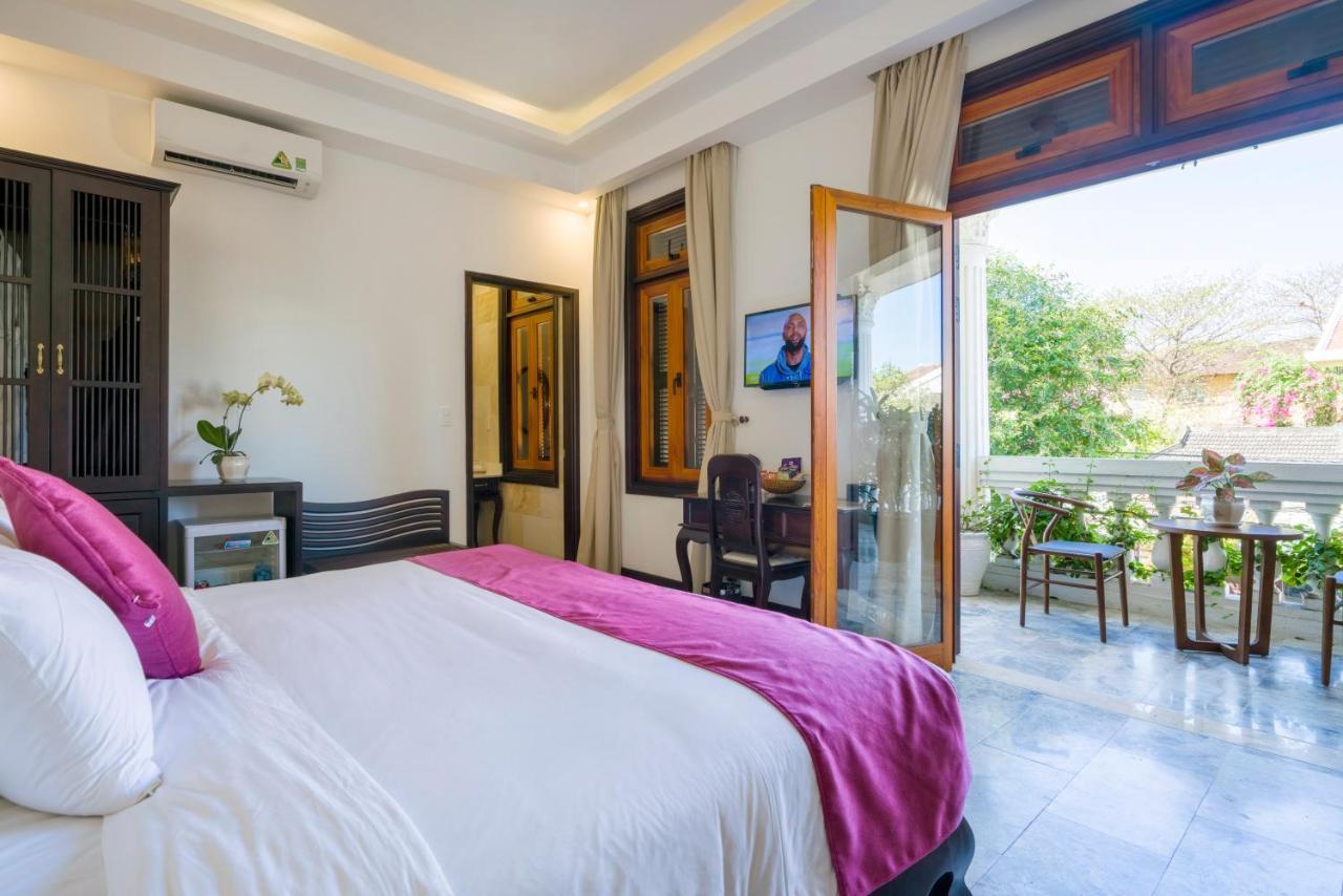 Chambre Double Exécutive – Vue sur Ville ou Jardin