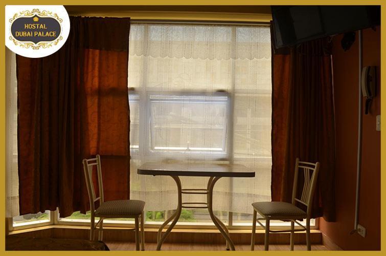 Chambre Lits Jumeaux avec Salle de Bains Privative