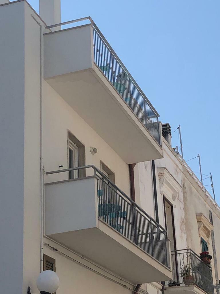 Apartamento con balcón