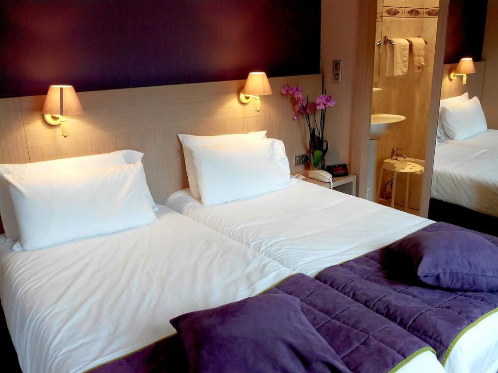 Triple Room,1774423248:JPEG