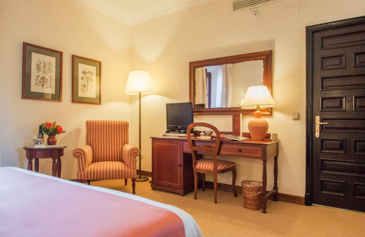 Classic Double or Twin Room