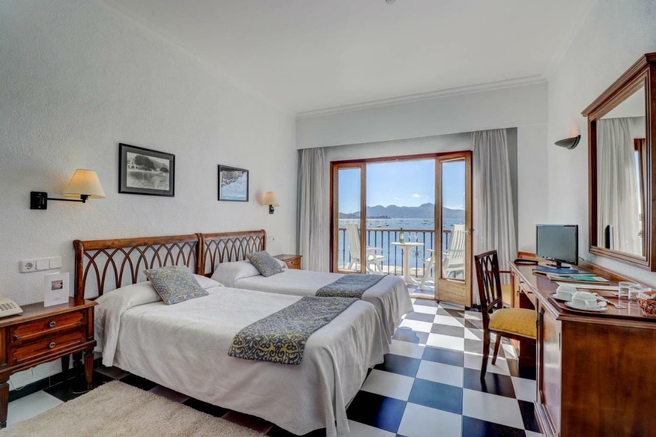 Twin or Double Room Sea View