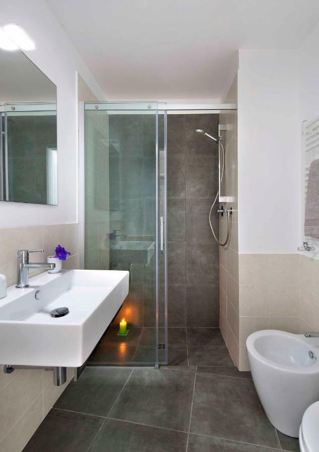 Deluxe Room,850925858:JPEG