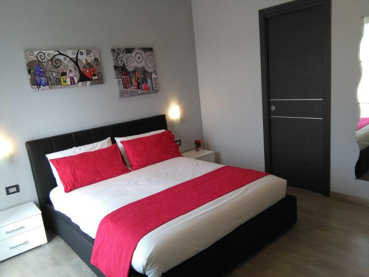 Deluxe Double or Twin Room with City View,851017619:JPEG