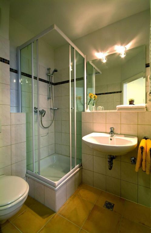 Single Room,8711515:JPEG