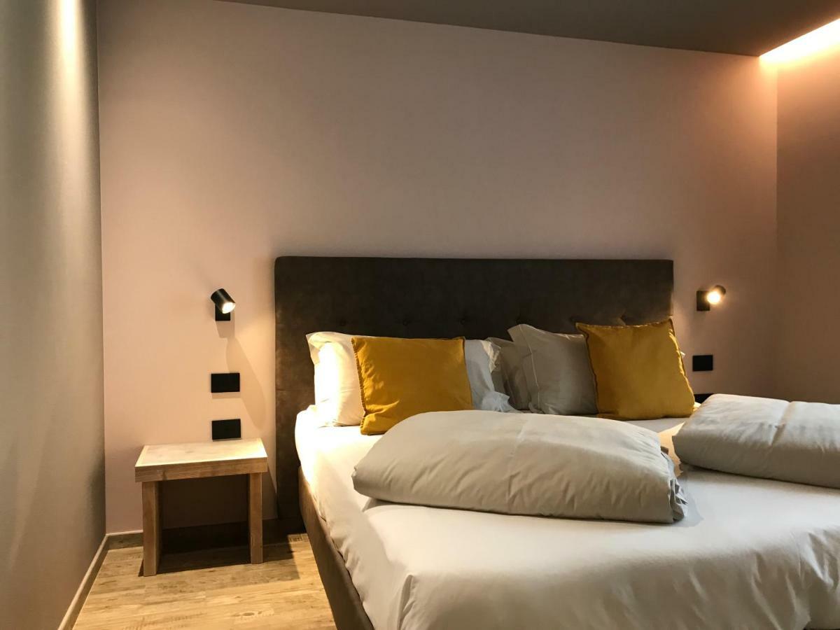 Doppel- oder Zweibettzimmer