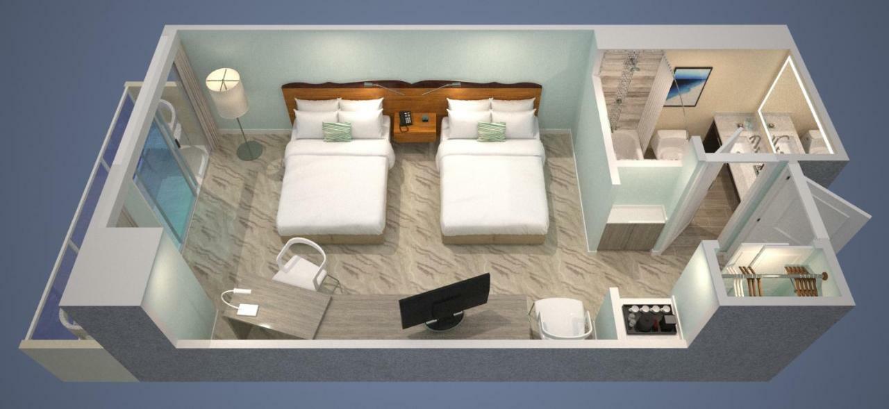 Queen Room with Pool View